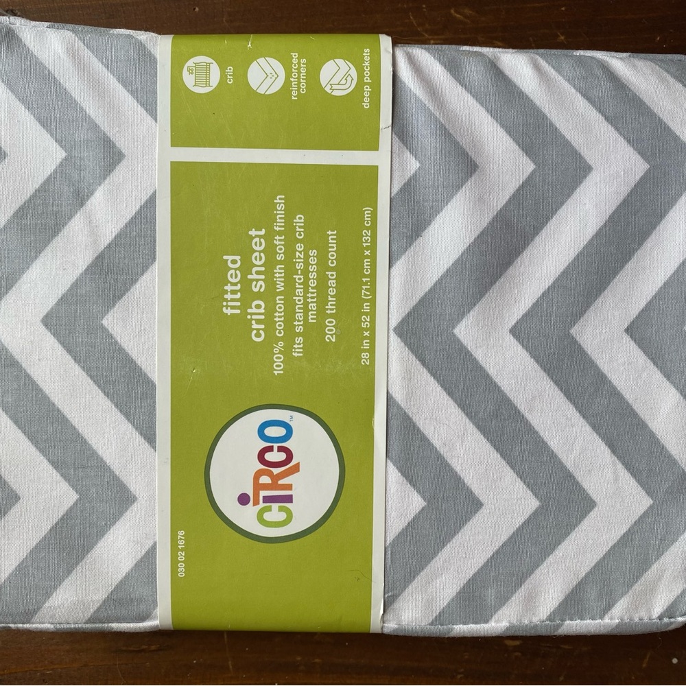 Set of three gender neutral crib sheets